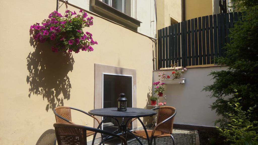 Malá Strana 4*